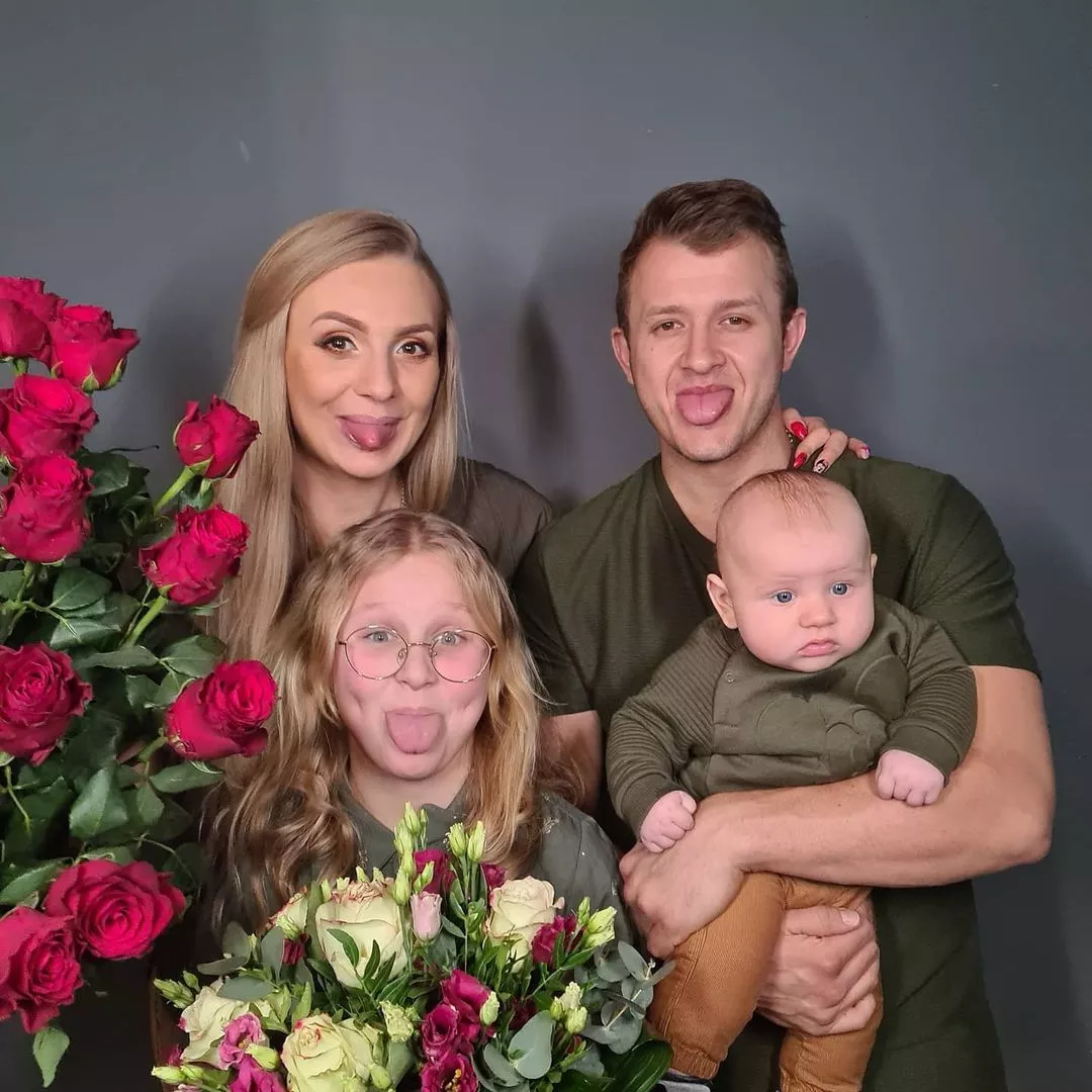 Rodzinna sesja Dawida Narożnego! Internauci zauważają wielkie podobieństwo! 

